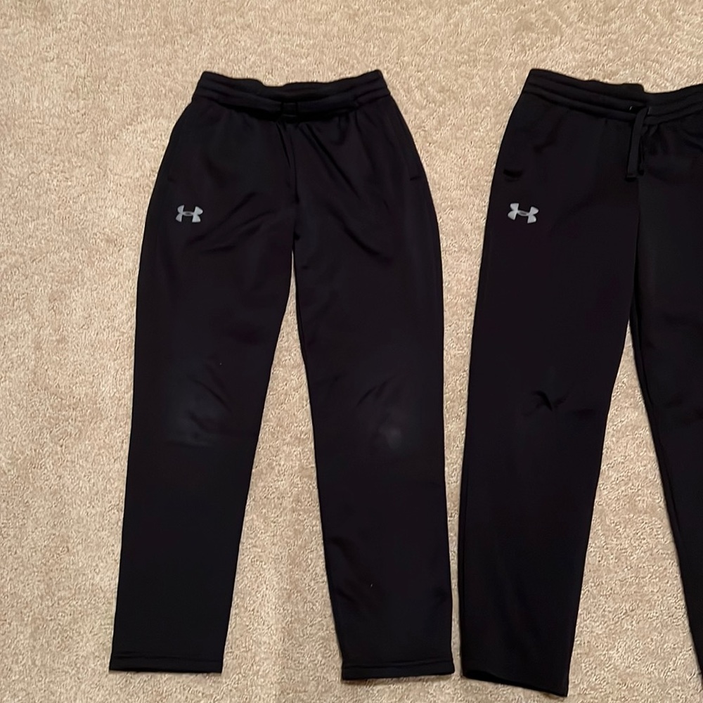 3 pairs under Armour boys pants size medium